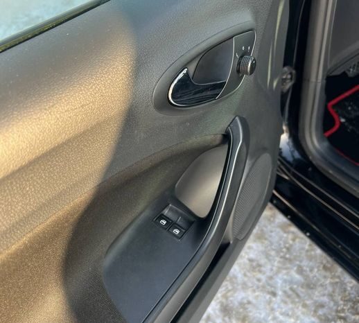 SEAT Ibiza IV Рестайлинг full