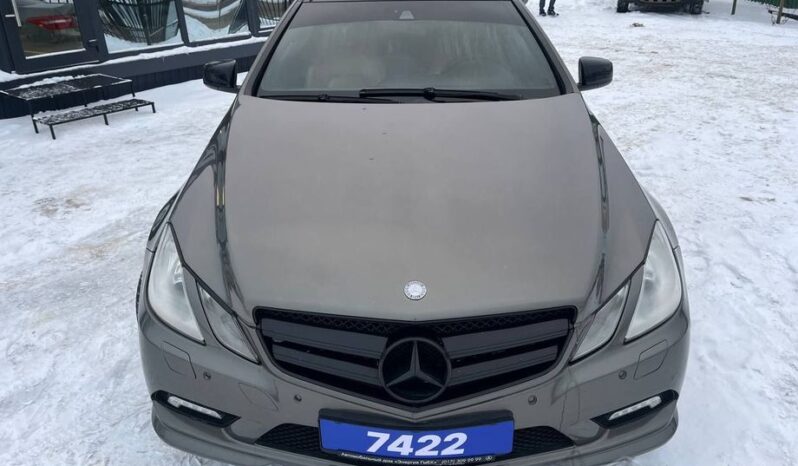 Mercedes-Benz E-Класс full