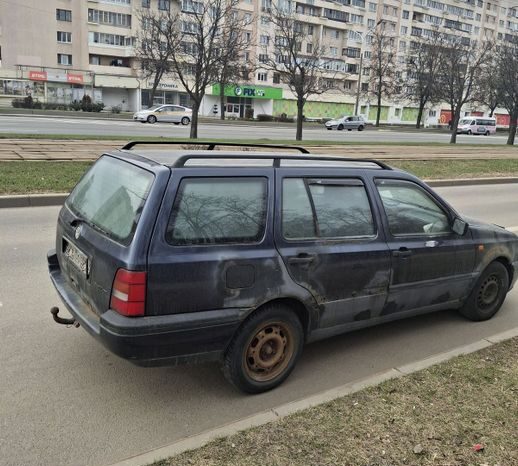 Volkswagen Golf III full