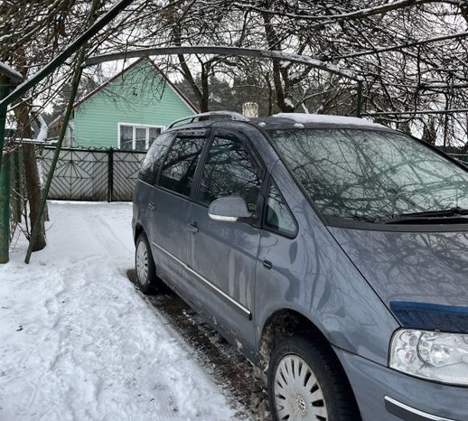 Volkswagen Sharan full