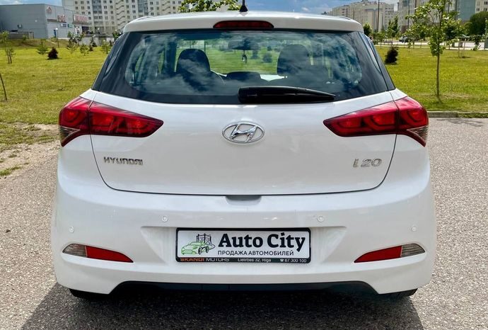 Hyundai i20 II full