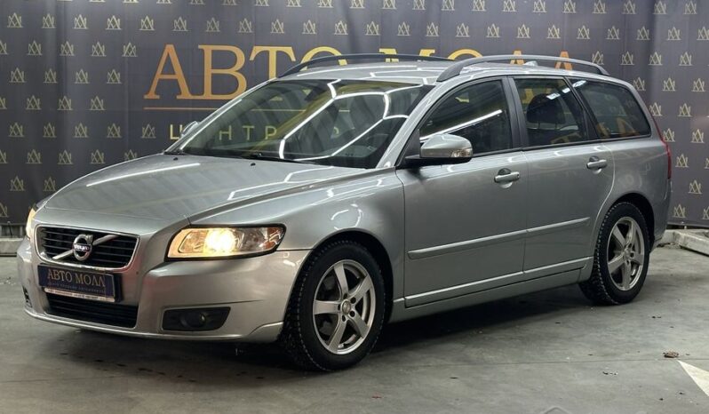 Volvo V50 I Рестайлинг full