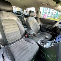 Volkswagen Passat B6 full