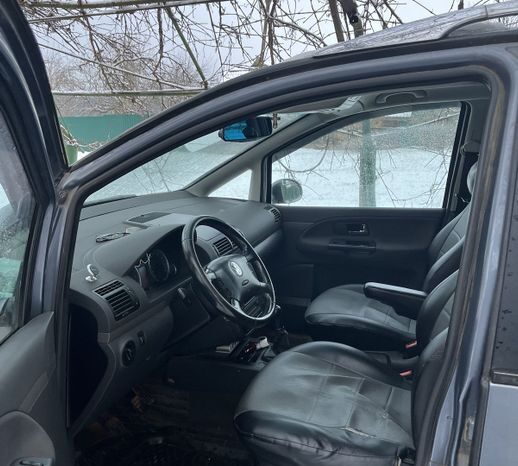 Volkswagen Sharan full