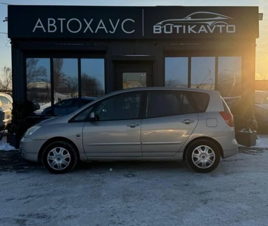 Toyota Corolla Verso I full