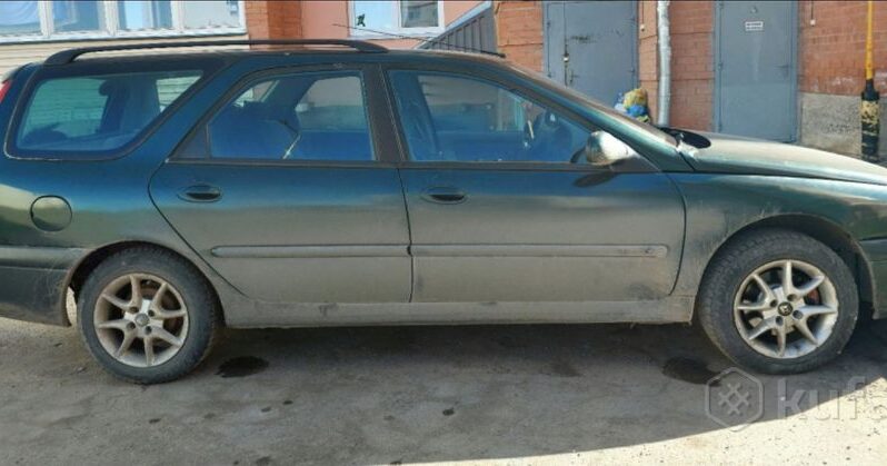 Renault Laguna I full