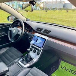 Volkswagen Passat B6 full