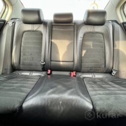 Volkswagen Passat B6 full
