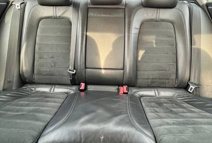 Volkswagen Passat B6 full