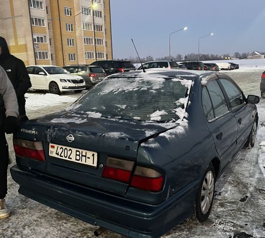 Nissan Primera I (P10) full