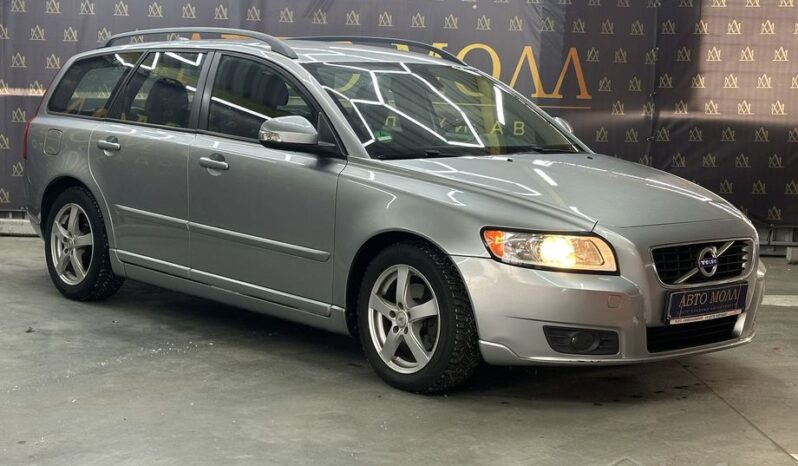 Volvo V50 I Рестайлинг full