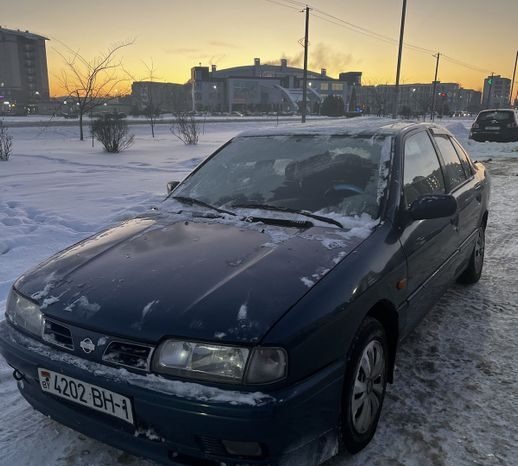Nissan Primera I (P10) full