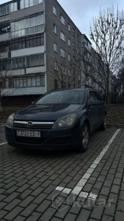 Opel Astra H full
