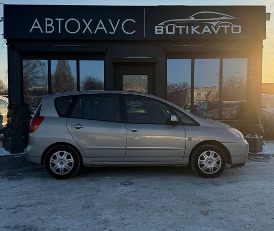 Toyota Corolla Verso I full