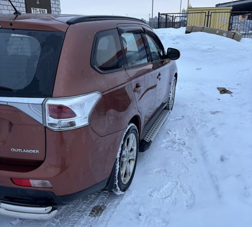 Mitsubishi Outlander III full