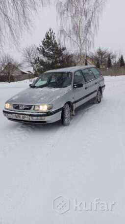 Volkswagen Passat B4 full