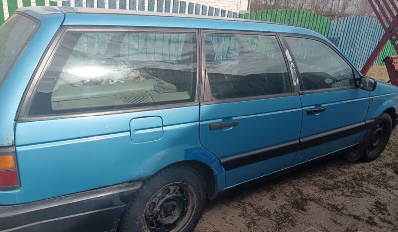 Volkswagen Passat B3 full