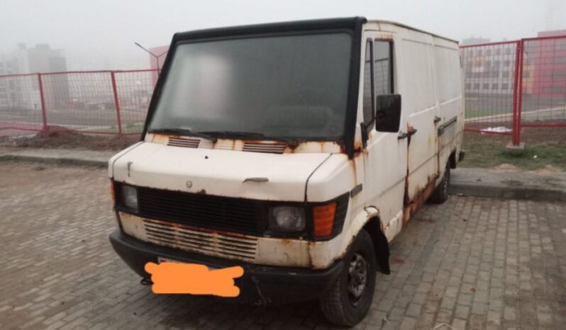 MersedezBenz 208D full