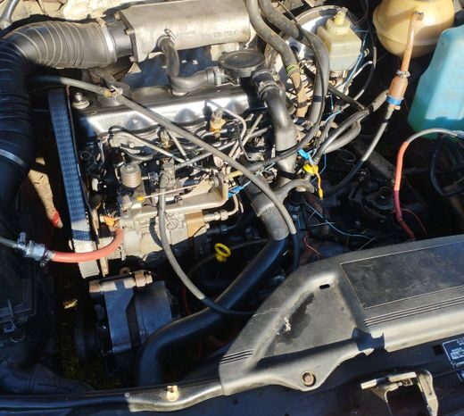 Volkswagen Passat B3 full