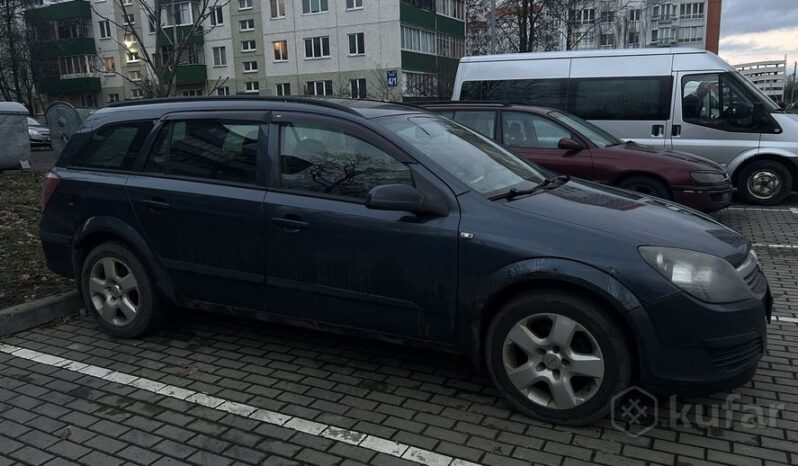 Opel Astra H full