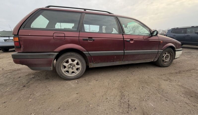 Volkswagen Passat B3 full