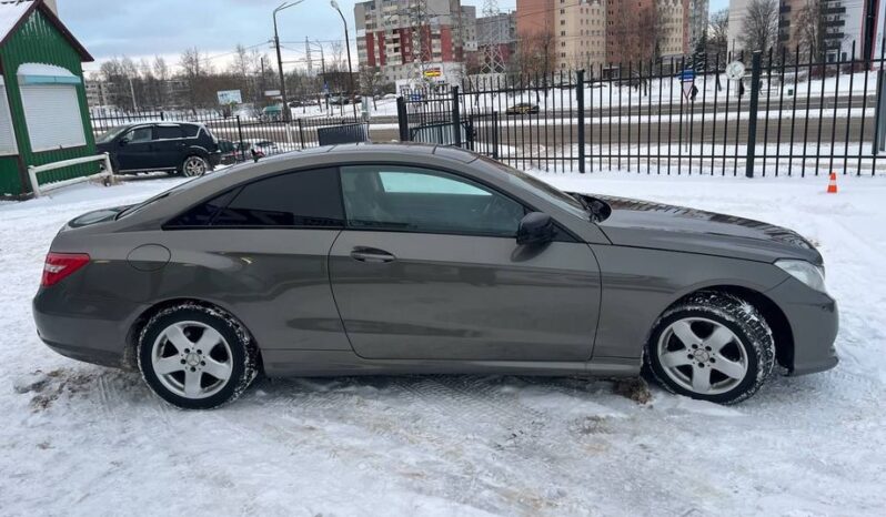 Mercedes-Benz E-Класс full