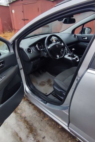 Peugeot 5008 I Рестайлинг full