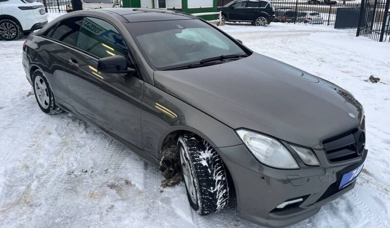 Mercedes-Benz E-Класс full